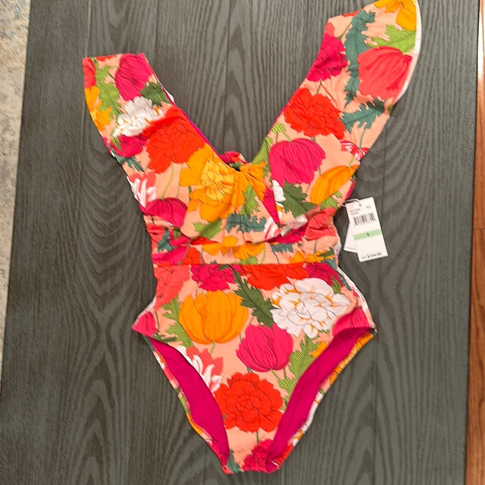 Trina Turk Swimsuit- New 🌴🌴🌴🌴🌴